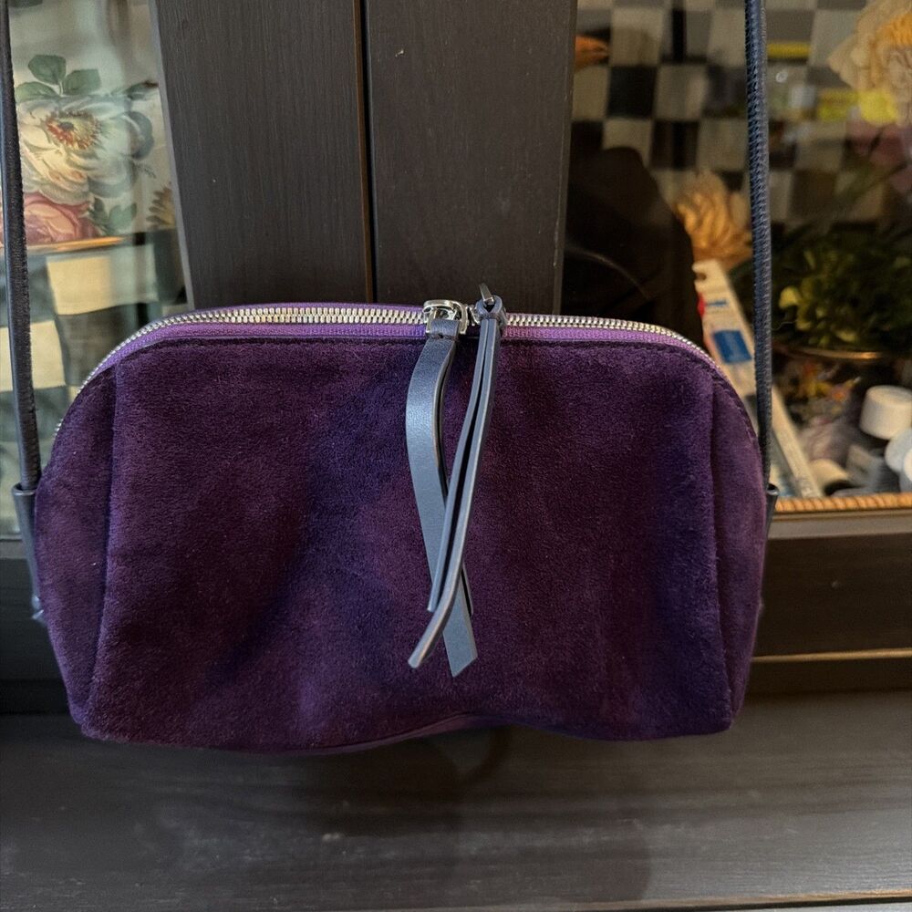 NEW Madewell the knotted crossbody bag in eggplant suede with navy